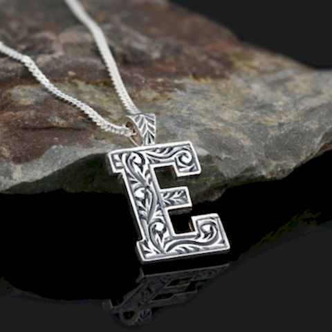 925 Ayar Gümüş Özel Tasarım El Yapımı E Harfli Kadın Kolye