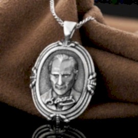 Atatürk Silüeti Kolye Gümüş
