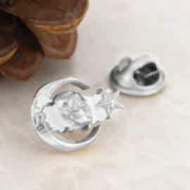 Ay Yıldız İçinde Atatürk Siluet Türkiye Haritalı Rozet