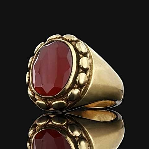 Doğal Kırmızı Akik Taşıyla Tasarlanmış Gümüş Yüzük