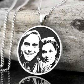 Yuvarlak Sevgililere Özel Tasarım Resimli Kolye