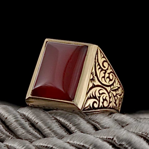 Kırmızı Akik Yüzükle Kendinizi Fark Ettirin, Motifli Kırmızı Akik Taşlı 925 Ayar Gümüş Erkek Yüzük