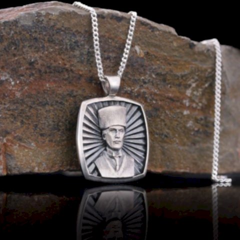 Mustafa Kemal Atatürk 3 Boyutlu Gümüş Kolye