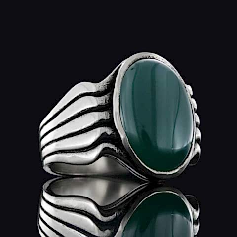 Yeşil Akik Taşlı Sade Tasarım Yanları Çizgi Desenli Gümüş Yüzük, Yeşil Akik  Erkek Yüzük